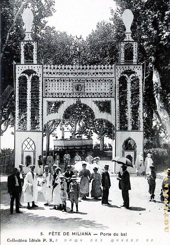 2329- Miliana - Fete - Porte du Bal.jpg